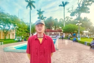 Lima: Miraflores and Barranco Walking Tour with Beer