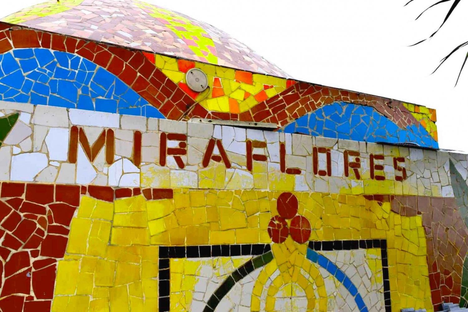 Lima: Miraflores, Barranco and San Isidro Small Group Tour