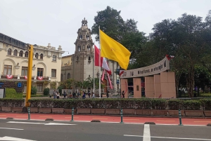 Lima: Miraflores Barranco e-bike tours