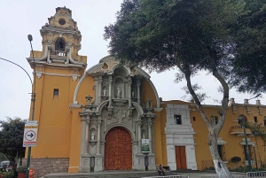 Lima: Miraflores Barranco e-bike tours