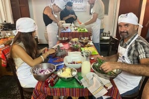 Lima - Miraflores: Peruvian cooking classes, Pisco Sour, and exotic fruits
