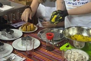 Lima - Miraflores: Peruvian cooking classes, Pisco Sour, and exotic fruits