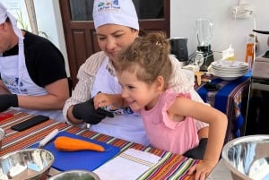 Lima - Miraflores: Peruvian cooking classes, Pisco Sour, and exotic fruits