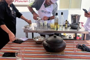 Lima - Miraflores: Peruvian cooking classes, Pisco Sour, and exotic fruits