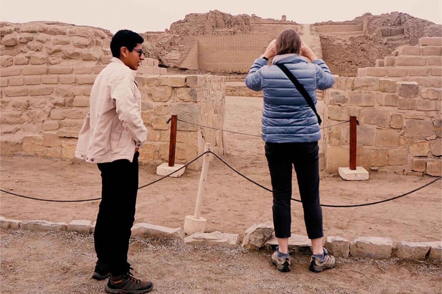 Lima: Pachacámac, lunchshow och peruaniska stegande hästar