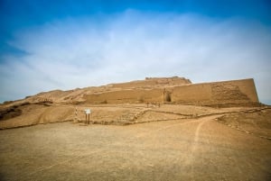 Lima: Visita guiada de medio día a las ruinas de Pachacamac y Barranco