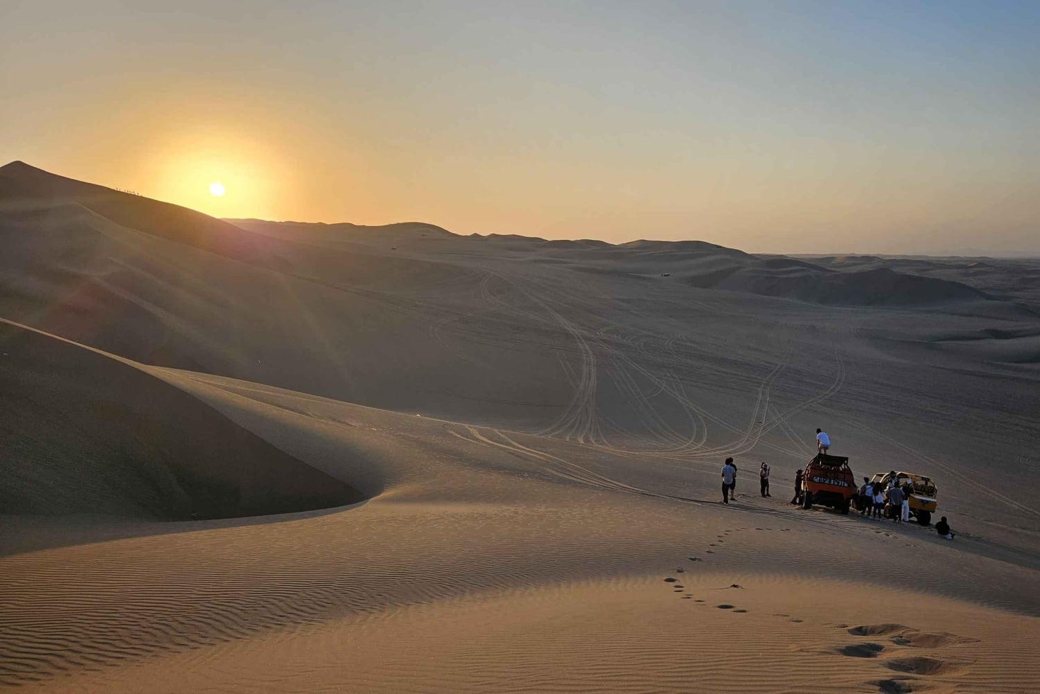 Lima: Paracas & Huacachina Oasis Day Trip with Wine & Dunes