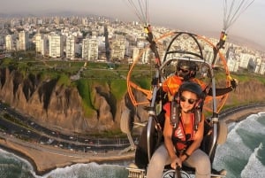 Lima: Paragliding Experience with HD Video costa verde