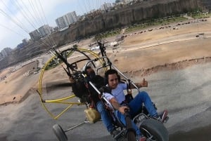 Lima: Paragliding-flyvning over Costa Verde-distrikterne