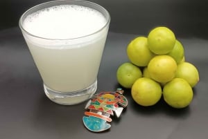 Lima: Pyramid Pucllana Miraflores, Barranco 18 km E-bike. Drikkevarer x 3