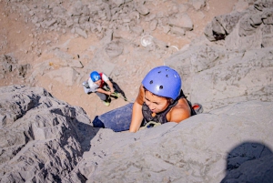 Lima: Rock Climbing