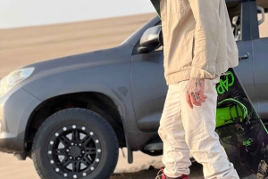 Lima: Sandboarding and Jeep Tour