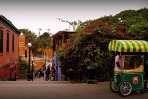 Lima: Sightseeing-Radtour mit Verkostung von Speisen und Getränken