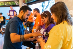 Lima: Sightseeing Bike Tour with Food and Drink Tastings