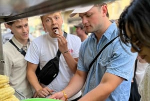 Cibo di strada a Lima: Un'avventura gastronomica attraverso la città.