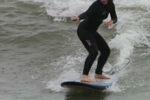 Miraflores: surffikurssi videoilla, varusteilla ja oppaalla