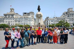 Lima: Tour por Lima com degustação de Pisco e visita às Catacumbas