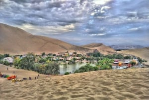 Lima: Transfer + Paracas + Huacachina + Sandboarding + Buggies