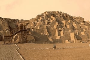 Lima: Besök på Larco-museet, Huacas och specialmiddag