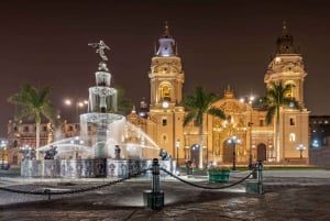 Lima: watermagisch circuit, binnenstad en catacomben-nachttour