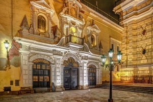 Lima: Water Magic Circuit, Downtown and Catacombs Night Tour