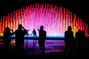 Lima: Water Magic Circuit, Downtown and Catacombs Night Tour