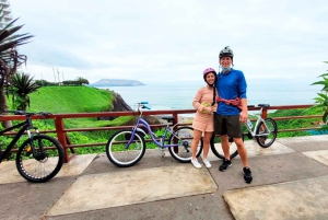 Lima: Bike Tour in Miraflroes & Barranco