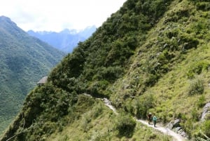 Machu Picchu: 2-Day Group Tour of the Inca Trail
