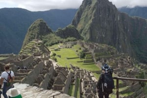 Machu Picchu Excursión de 2 días con tickets de entrada