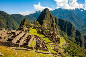 Machu picchu + Huayna Picchu Mountain | Private Tour |