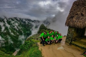 Machu Picchu: Inca Trail 2-dniowa wycieczka z przewodnikiem z noclegiem