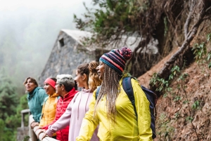 Machu Picchu Official Entry Ticket, Private Guide & Bus