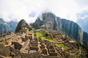 Machu Picchu Official Entry Ticket, Private Guide & Bus