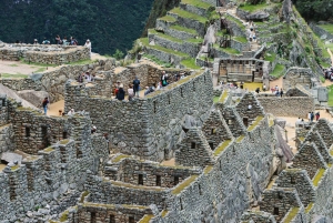 Machu Picchu Official Entry Ticket, Private Guide & Bus