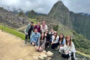 Machu Picchu: Entrada oficial y guía con autobús opcional