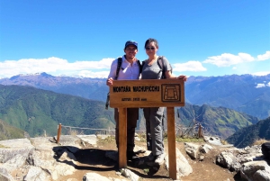 Machu Picchu: Private Tour Guide Service