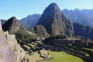 Machu Picchu Pienryhmä Combo: Picchu Picchu: Sisäänpääsylippu, bussi ja opas