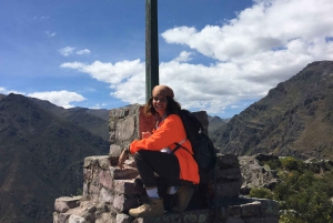 Esperienza Marcahuasi a Lima