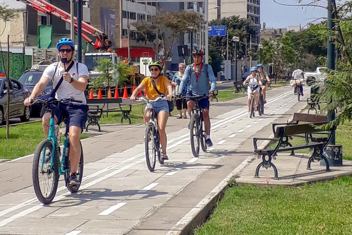 De Miraflores: O charme boêmio de Barranco - Passeio de bicicleta