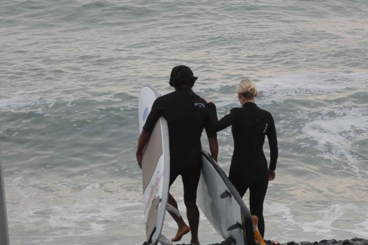 Miraflores: Surfingkursus med videoer, udstyr og instruktør