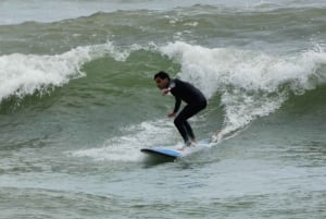 Miraflores: Surfingkursus med videoer, udstyr og instruktør