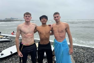 Miraflores: Surfingkursus med videoer, udstyr og instruktør