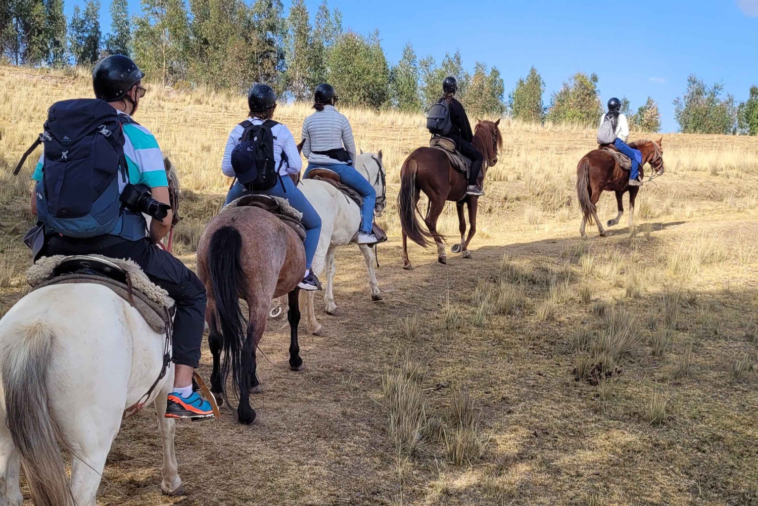 Mística cabalgata descubriendo Cusco de una manera única.