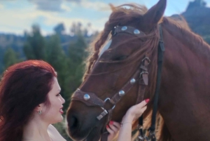 神秘的な馬乗り体験で、クスコをユニークな方法で探検しましょう。