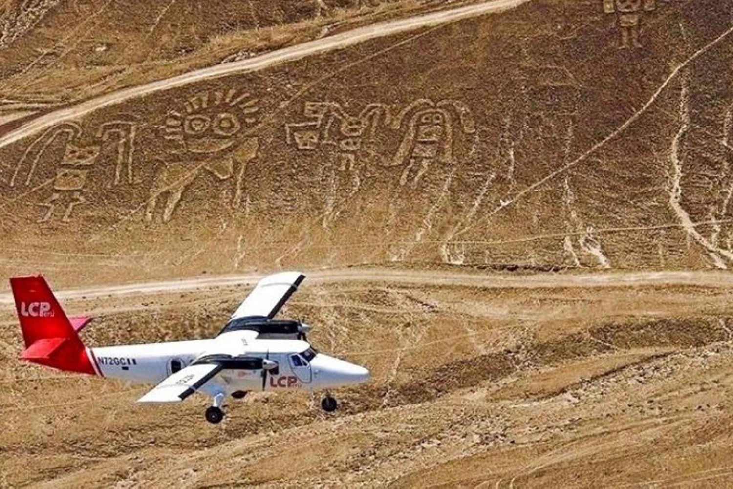 Nasca: Flug über die Nazca-Linien + Cantalloc Aquädukte (Combo)
