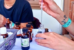 Taller de perfume natural en Arequipa con aceites esenciales peruanos