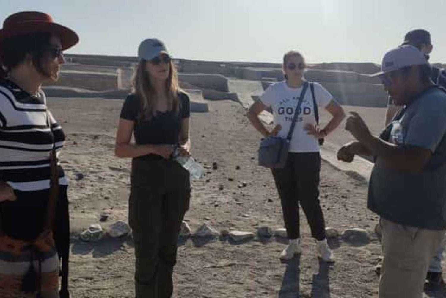 Nazca: Cahuachi Pyramids and Ocongalla Aqueduct Tour