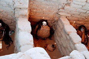Nazca: Chauchilla Cemetery Guided Tour