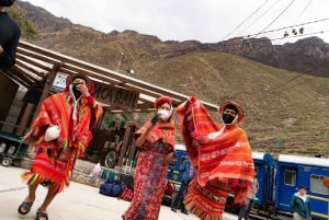 Ollantaytambo: Transfer privado para Cusco