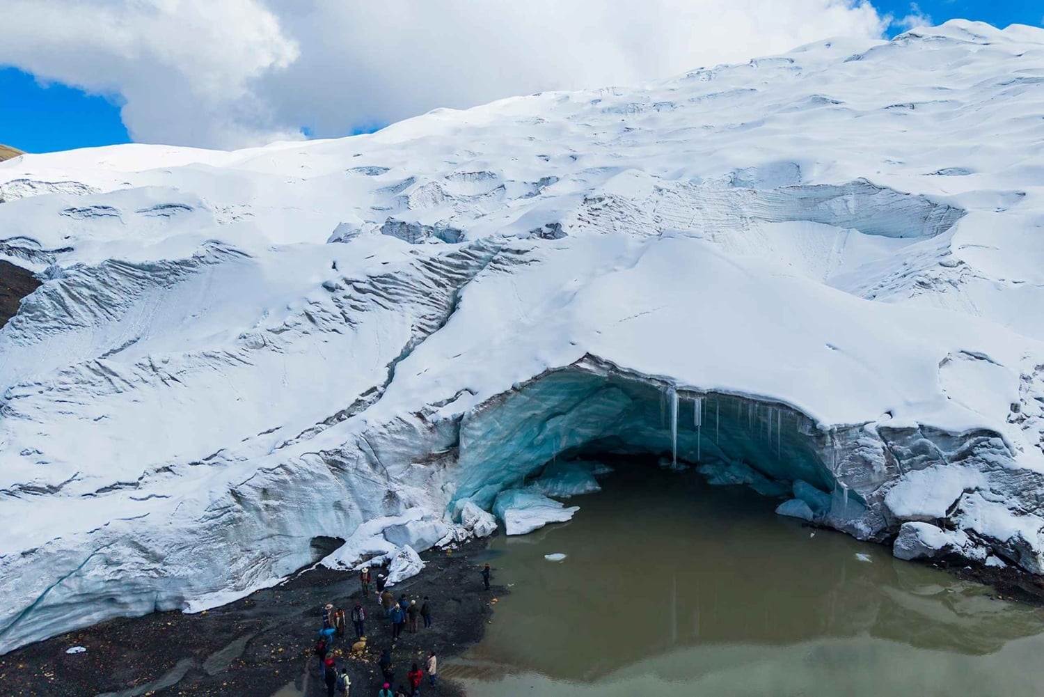 ケルカヤ氷河、スユパリナ、クスコへの日帰りツアー